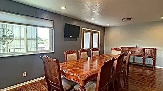 View image 21