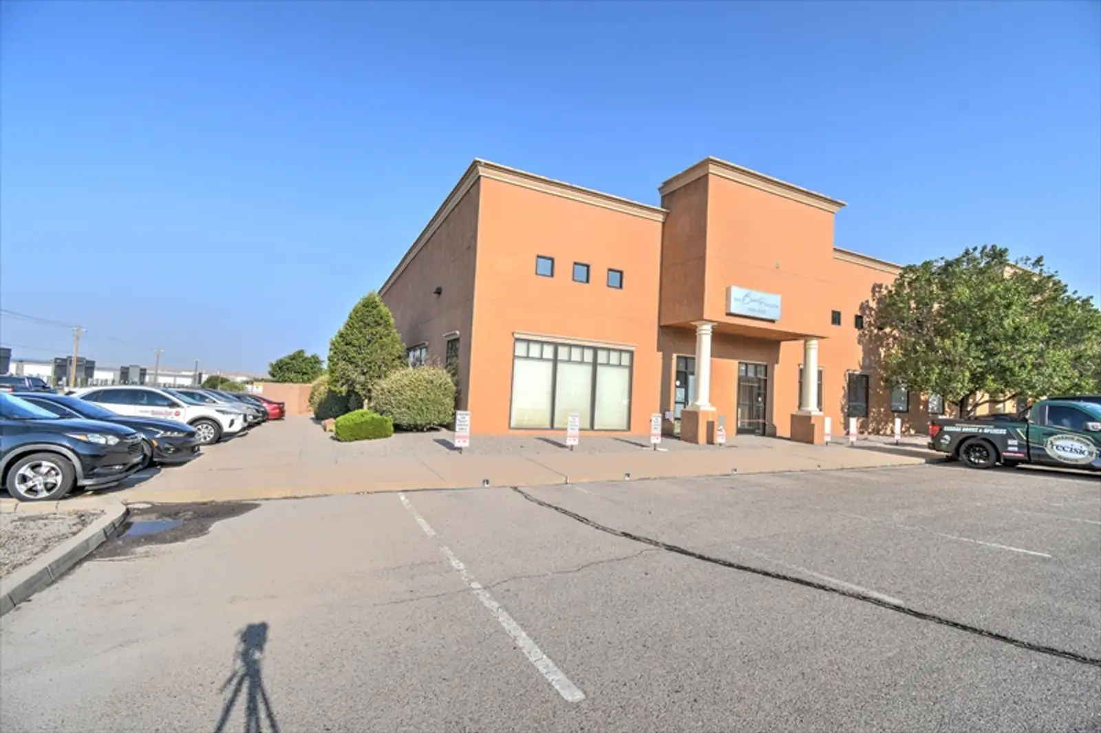Office/Warehouse image 1
