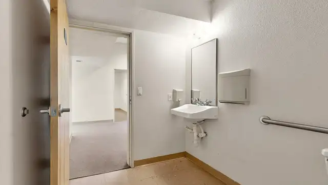 View image 10