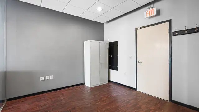 View image 12