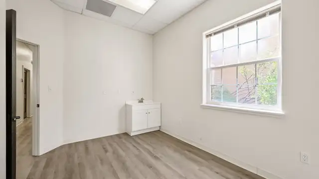 View image 8