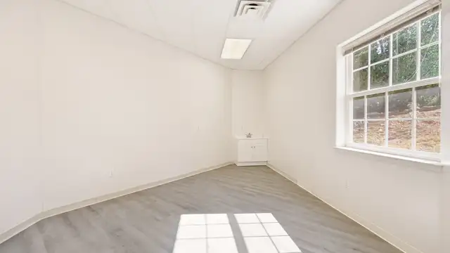 View image 11