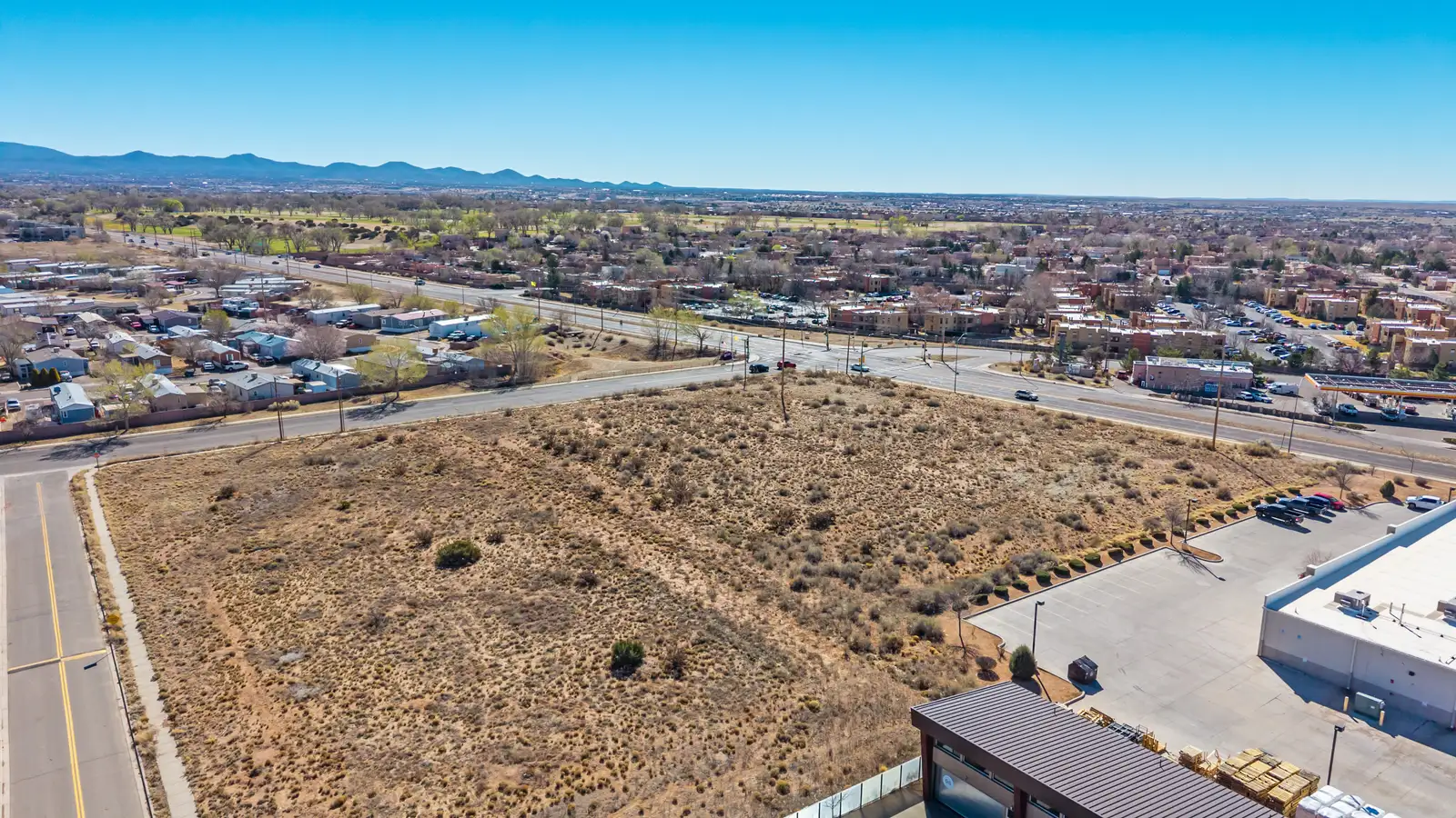 3900 Constellation Dr image 18