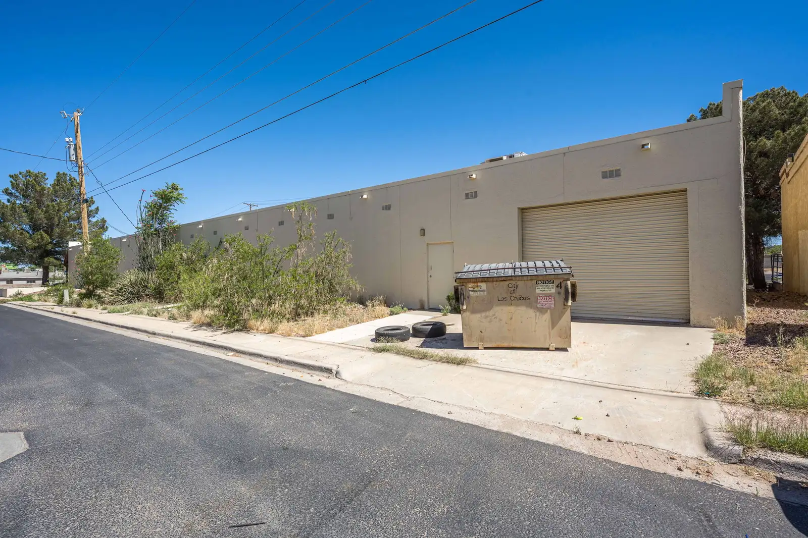 1615 N Solano Dr image 13