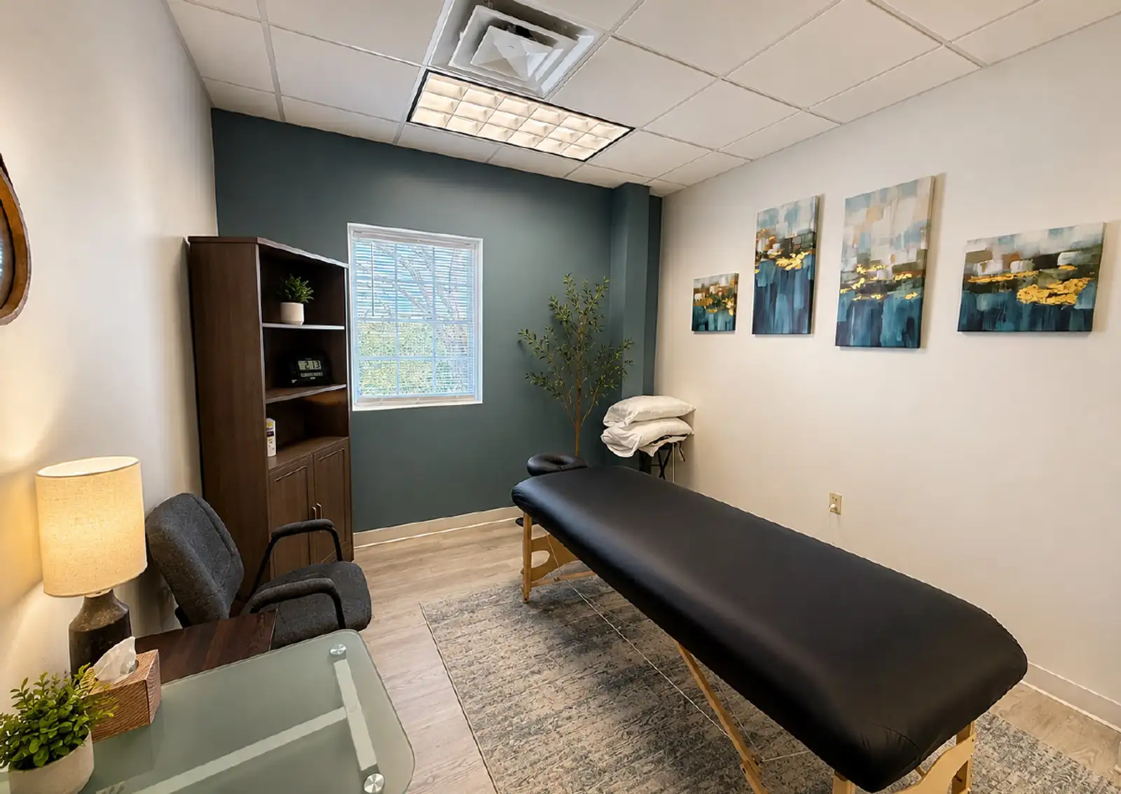 Far NE Heights Professional Office Space image 6