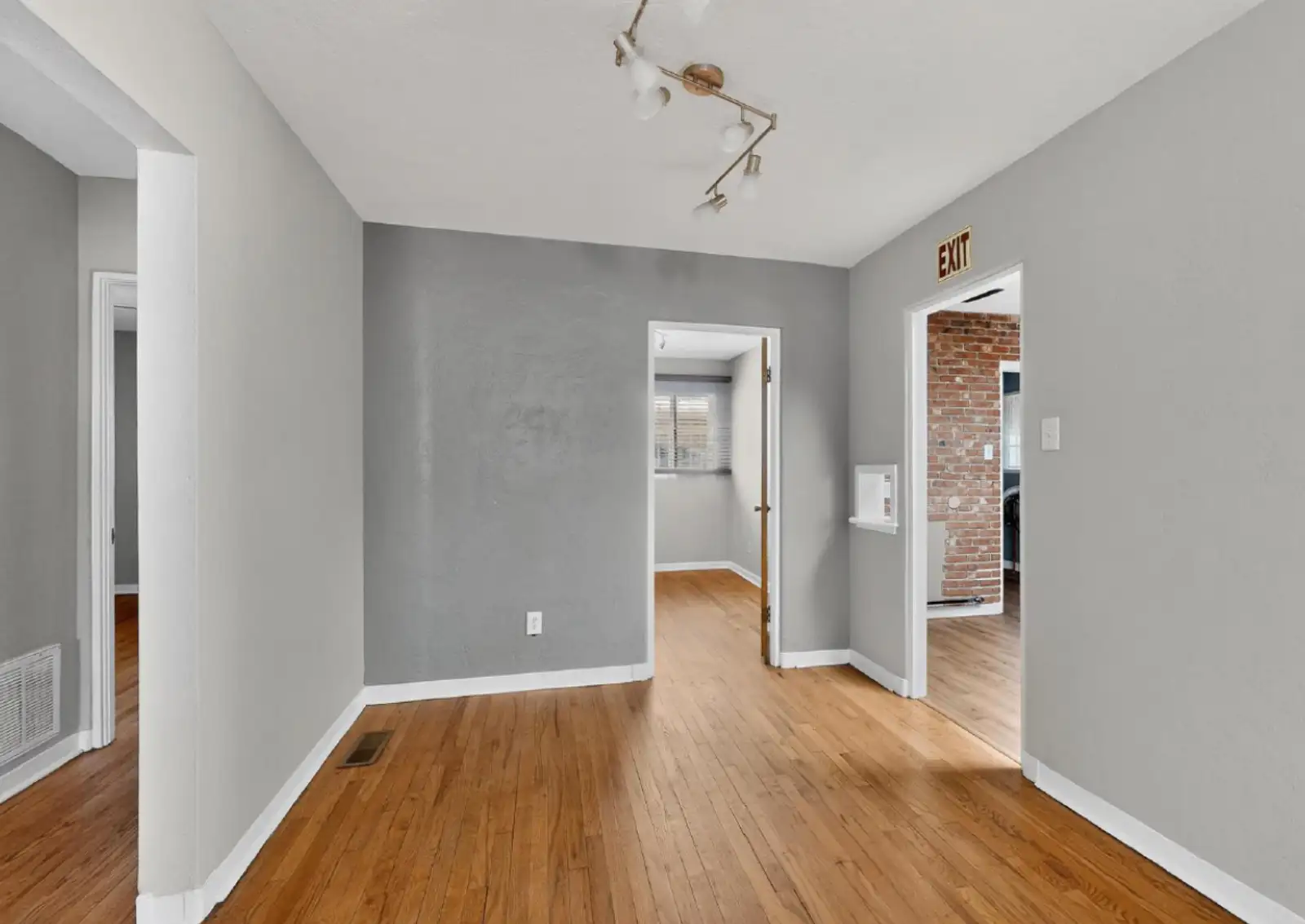 716 6th St NW image 13