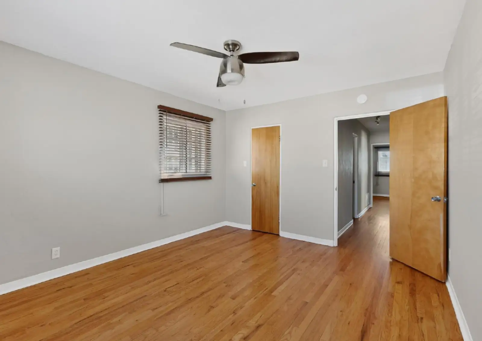 716 6th St NW image 14