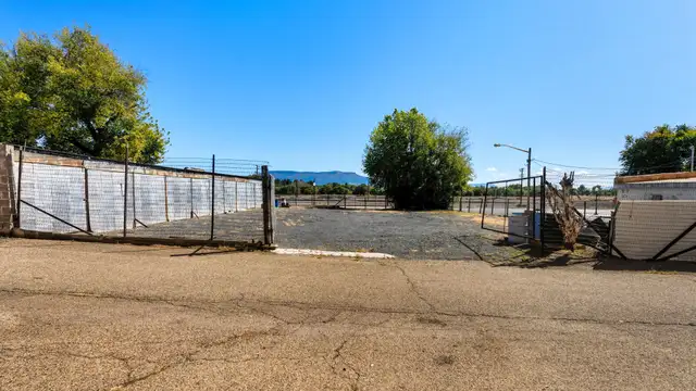 View image 60