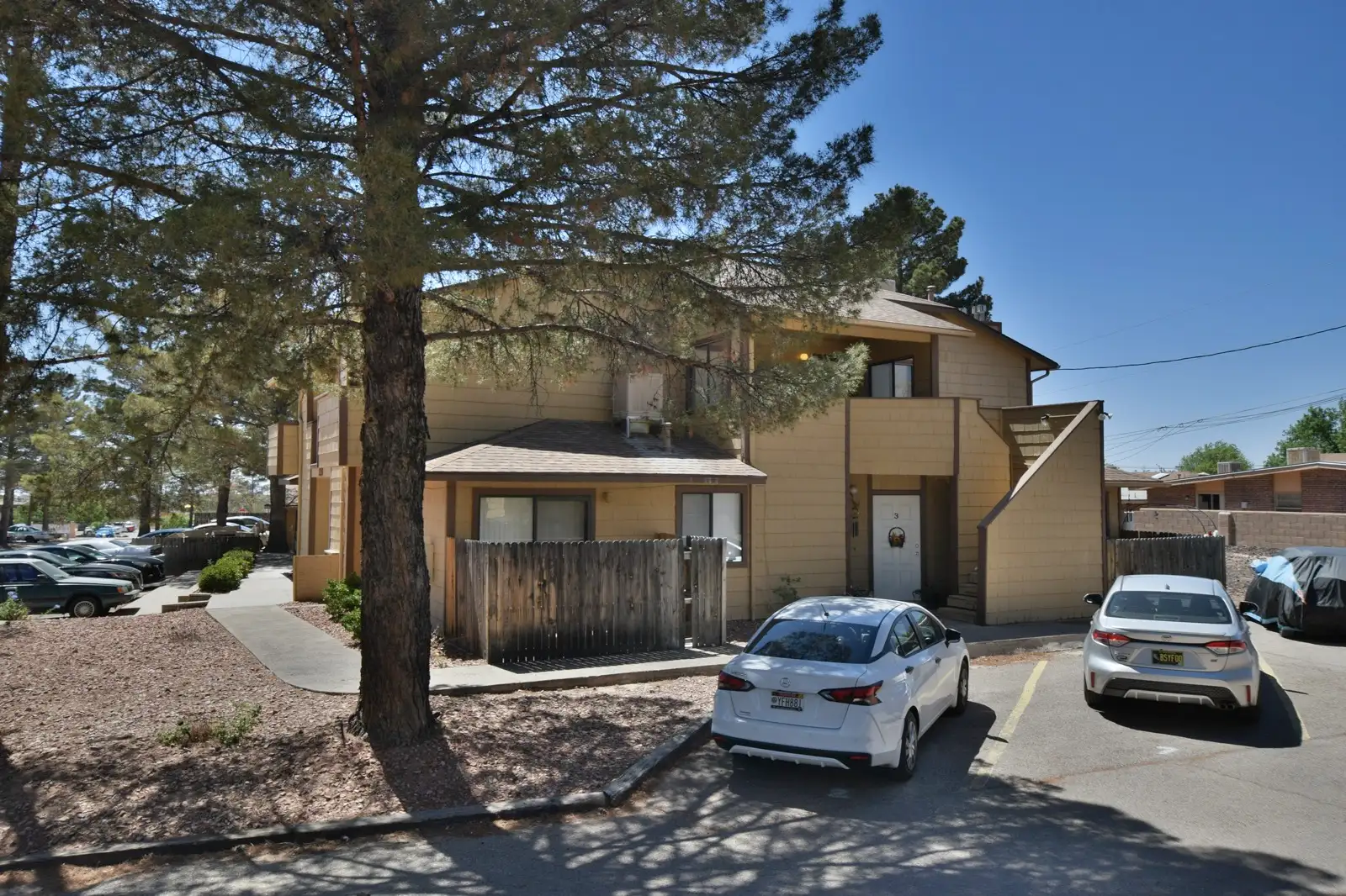 The Pines Apartments image 9