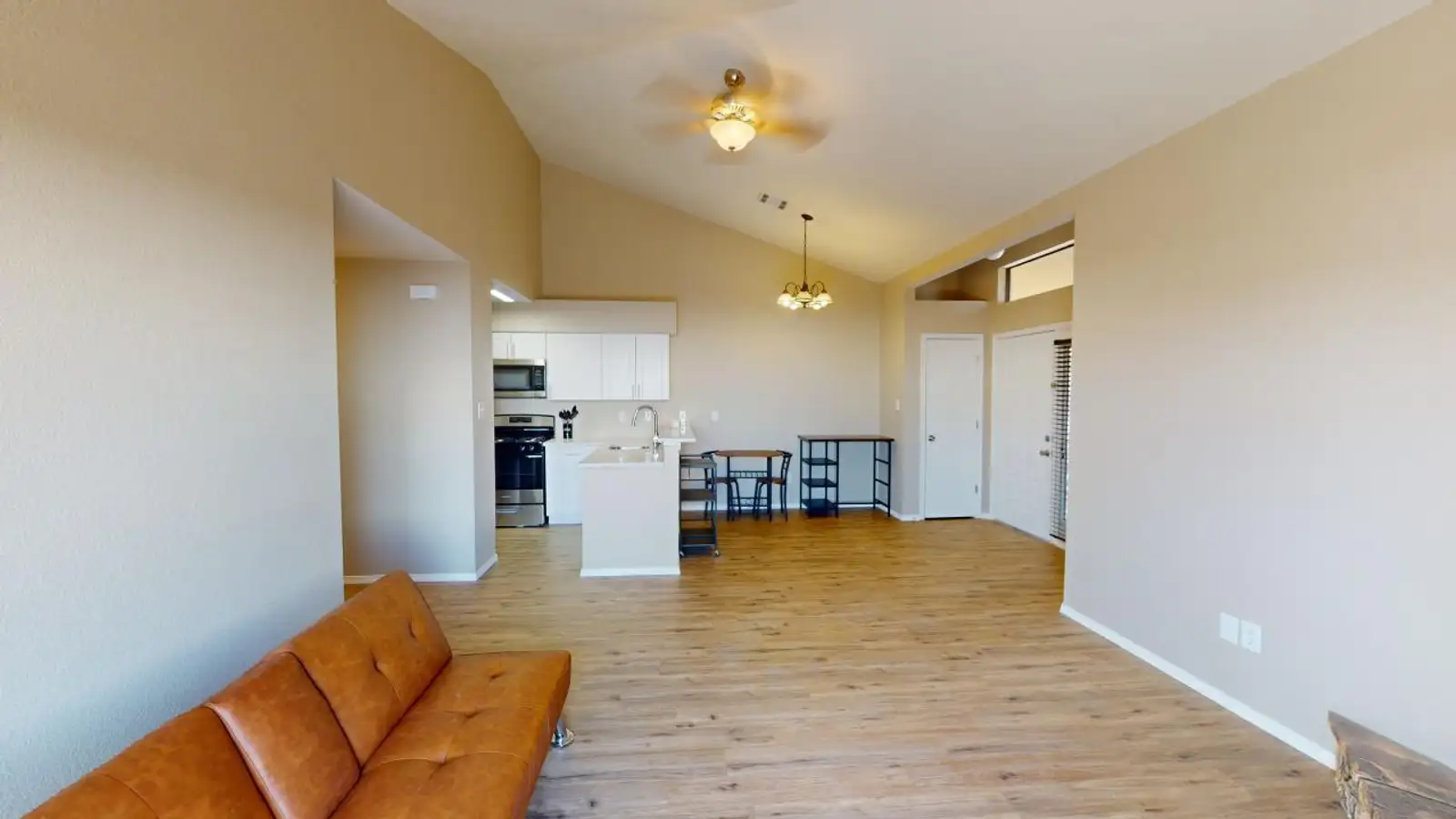 The Pines Apartments image 21