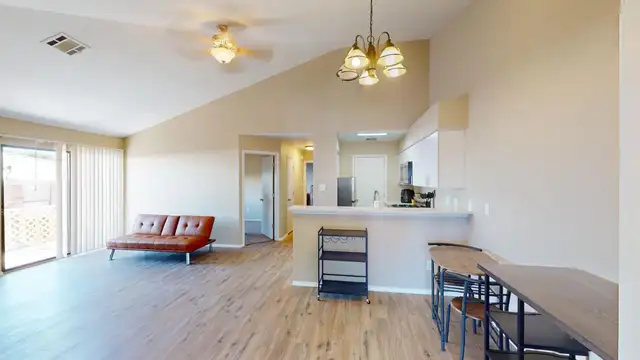 View image 18