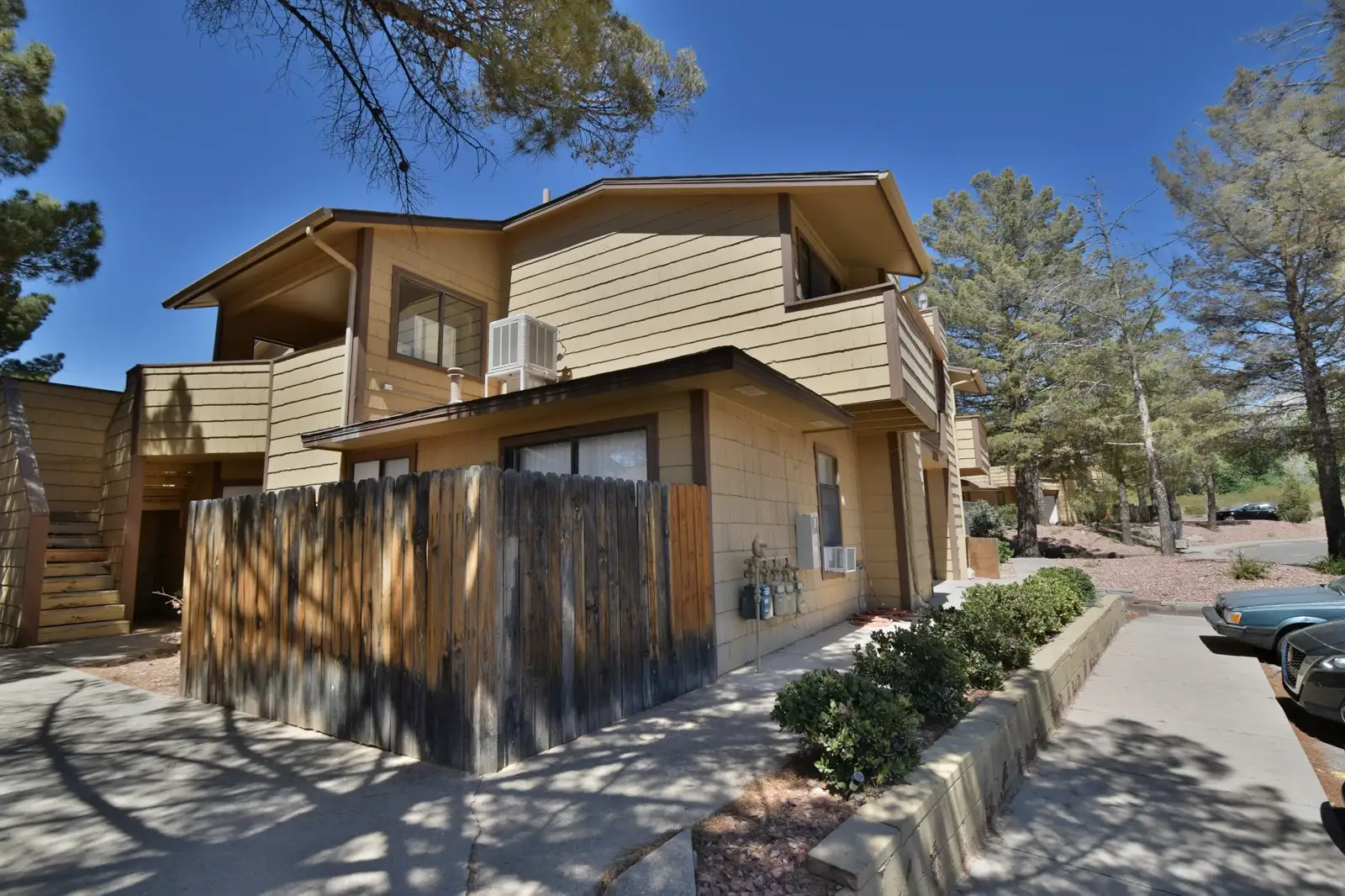 The Pines Apartments image 6