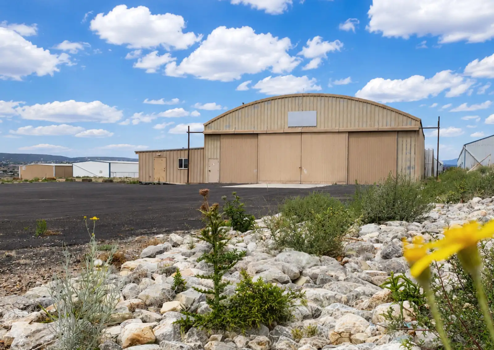 Aviation Hangar & Flex Industrial Facility image 4