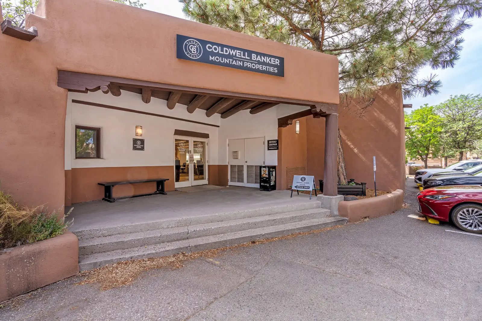 Downtown Santa Fe Corner Retail/Office image 2