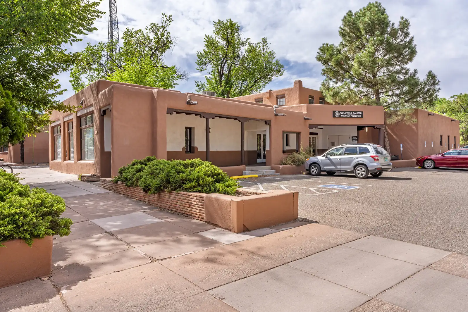 Downtown Santa Fe Corner Retail/Office image 33