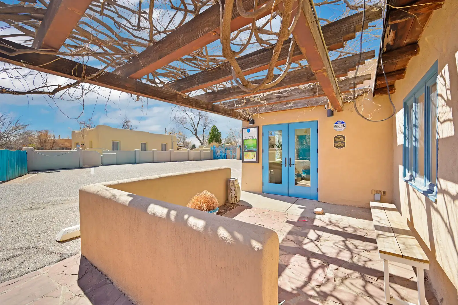 501 Franklin Ave image 24