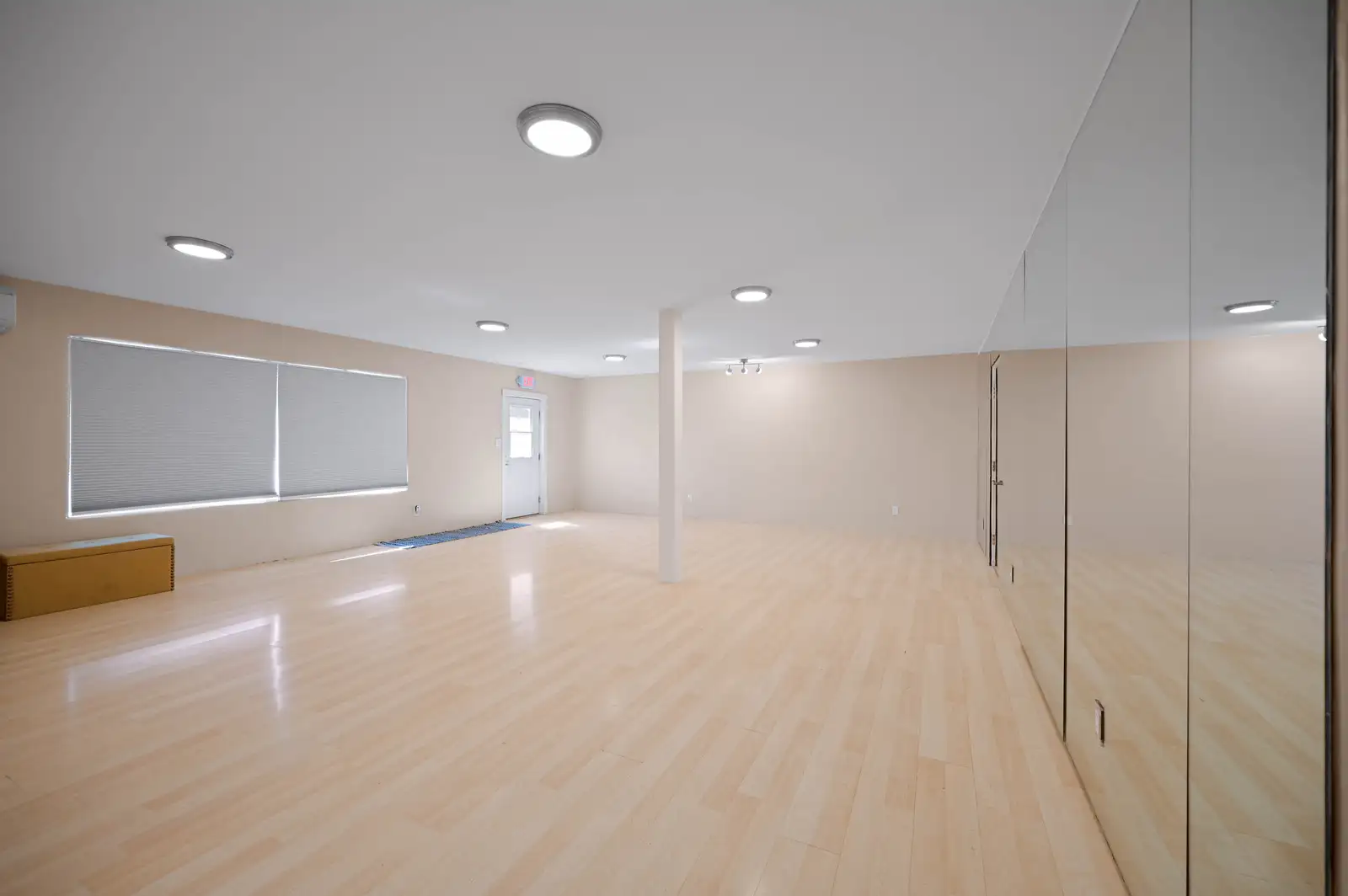 501 Franklin Ave image 31