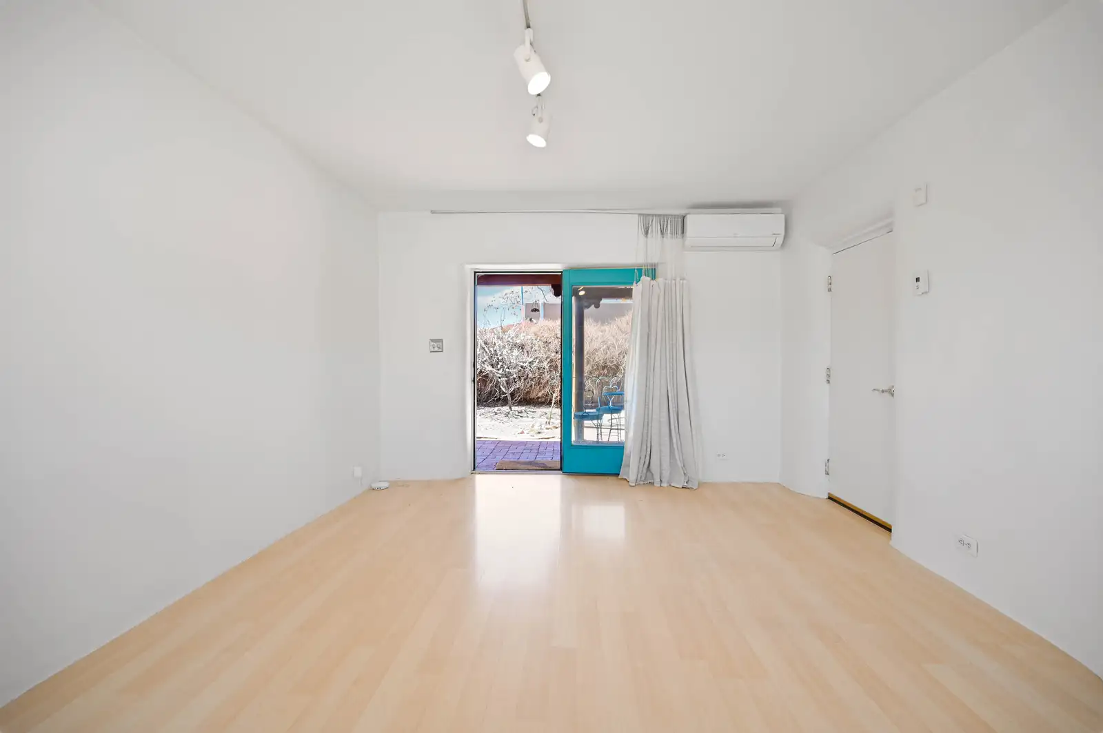 501 Franklin Ave image 14