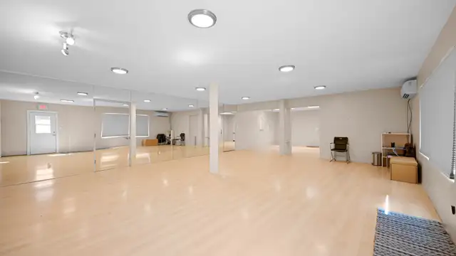 View image 1