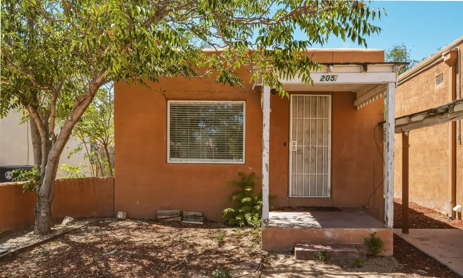 205 Stanford Dr SE image 3