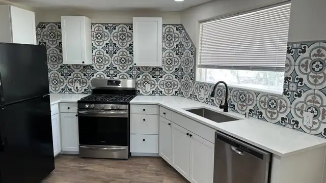 View image 9
