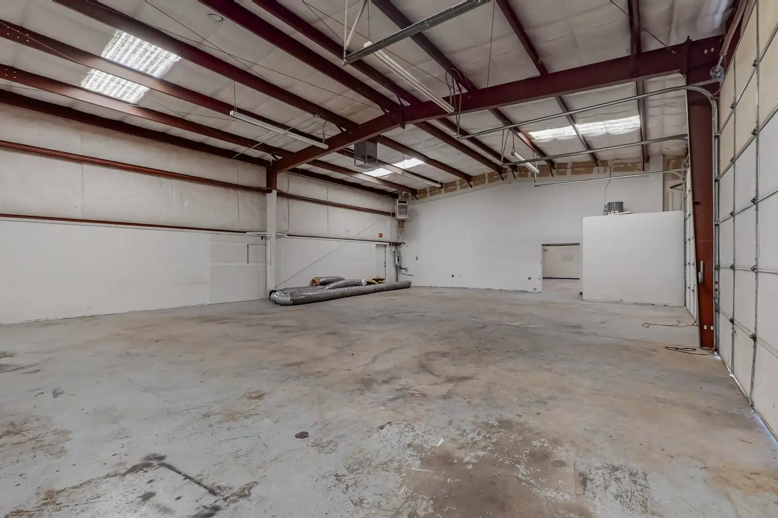 2000 SF Flex Warehouse in Los Lunas image 17