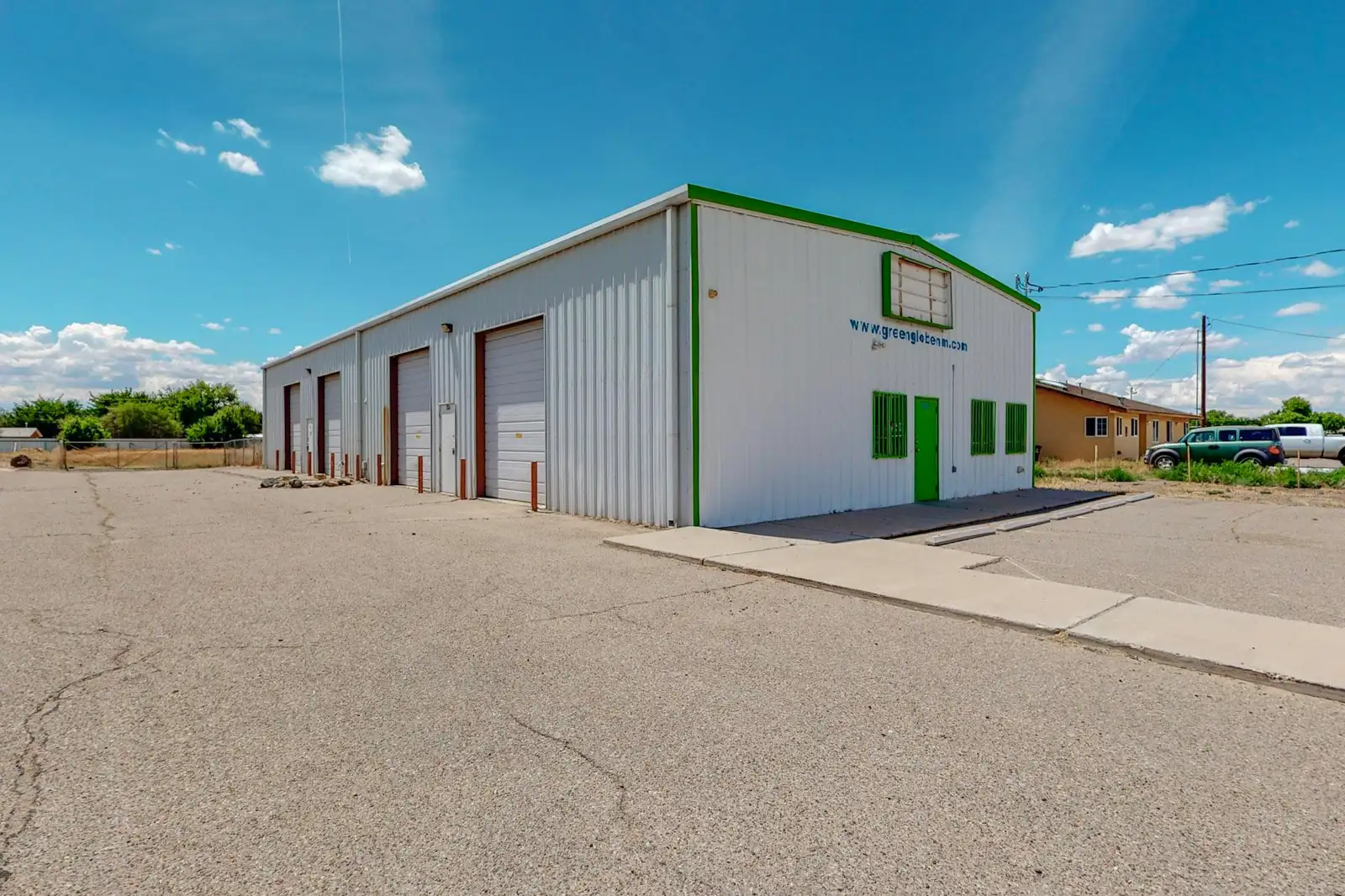 2000 SF Flex Warehouse in Los Lunas image 1