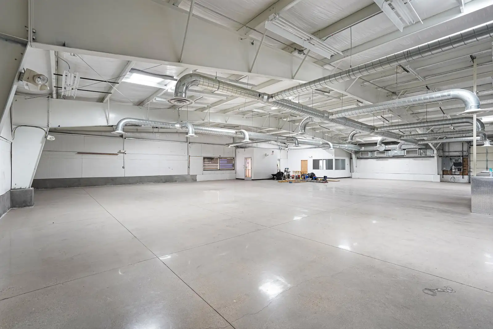PRIME COMMERCIAL RETAIL / OFFICE / WAREHOUSE image 21