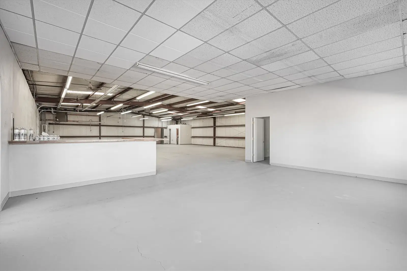 PRIME COMMERCIAL RETAIL / OFFICE / WAREHOUSE image 92