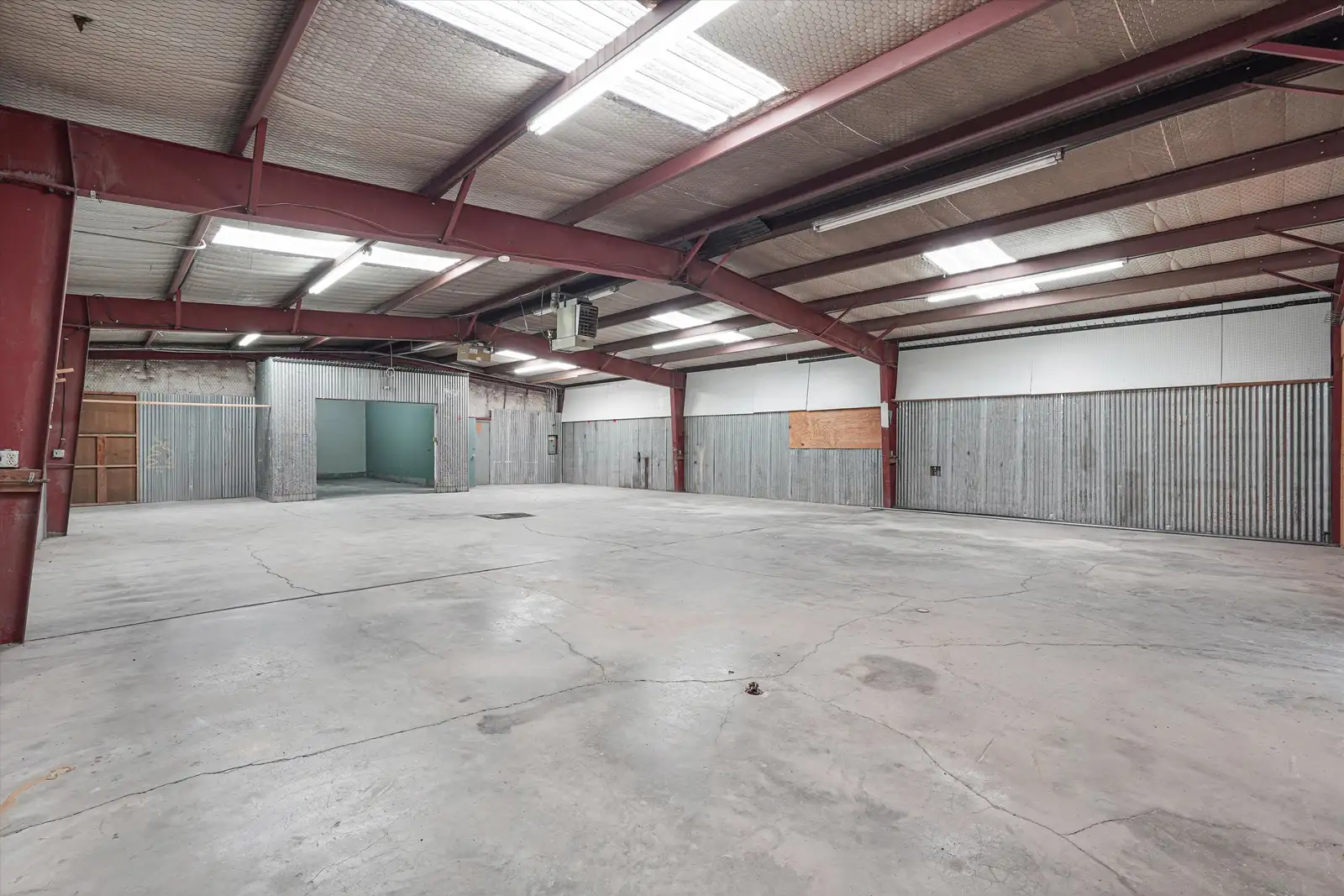 PRIME COMMERCIAL RETAIL / OFFICE / WAREHOUSE image 73