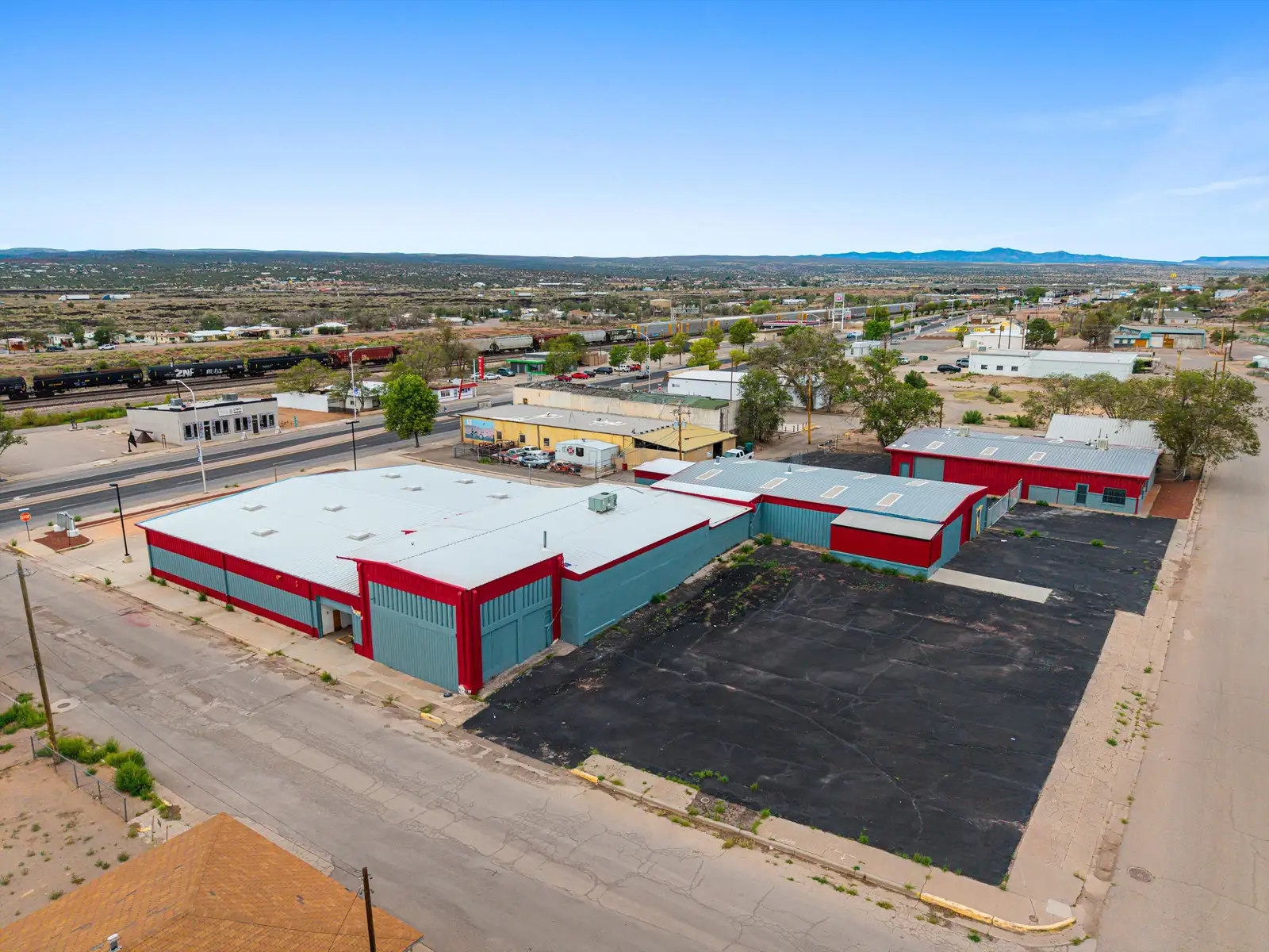 PRIME COMMERCIAL RETAIL / OFFICE / WAREHOUSE image 11