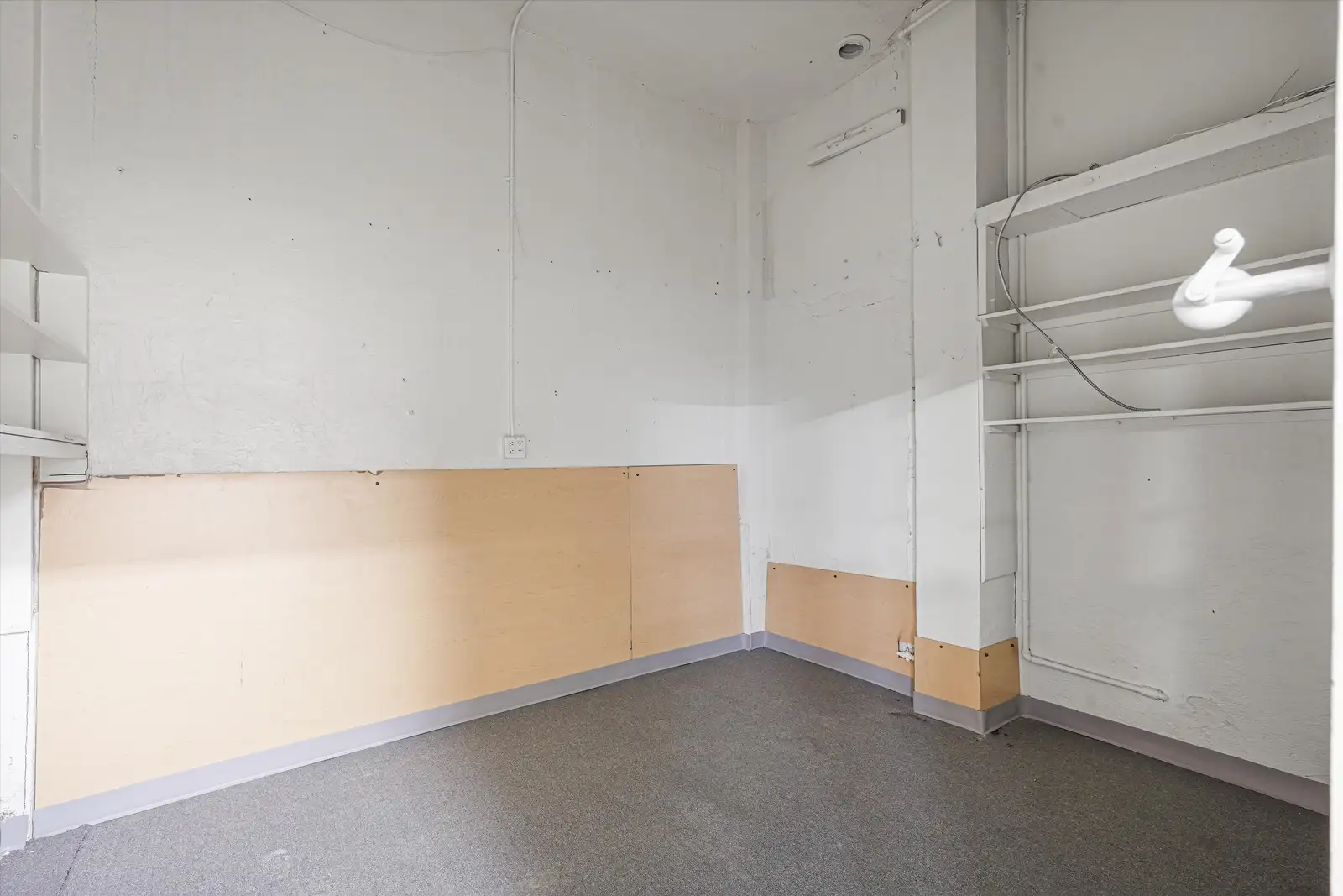 PRIME COMMERCIAL RETAIL / OFFICE / WAREHOUSE image 58