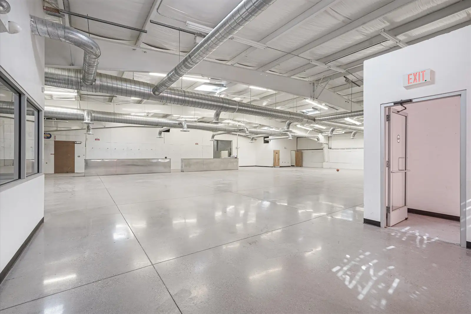 PRIME COMMERCIAL RETAIL / OFFICE / WAREHOUSE image 37