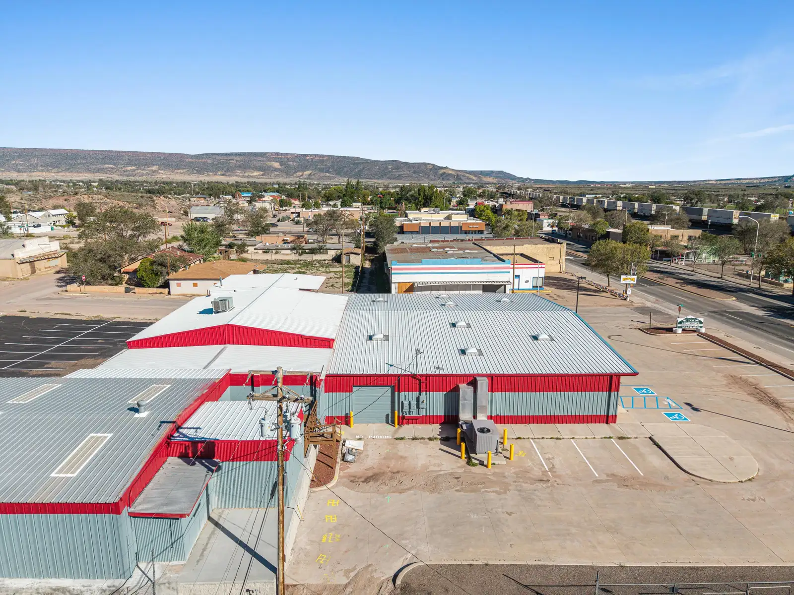PRIME COMMERCIAL RETAIL / OFFICE / WAREHOUSE image 112