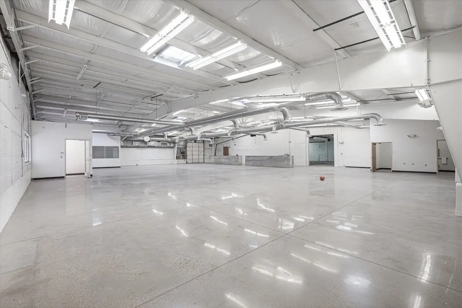 PRIME COMMERCIAL RETAIL / OFFICE / WAREHOUSE image 44