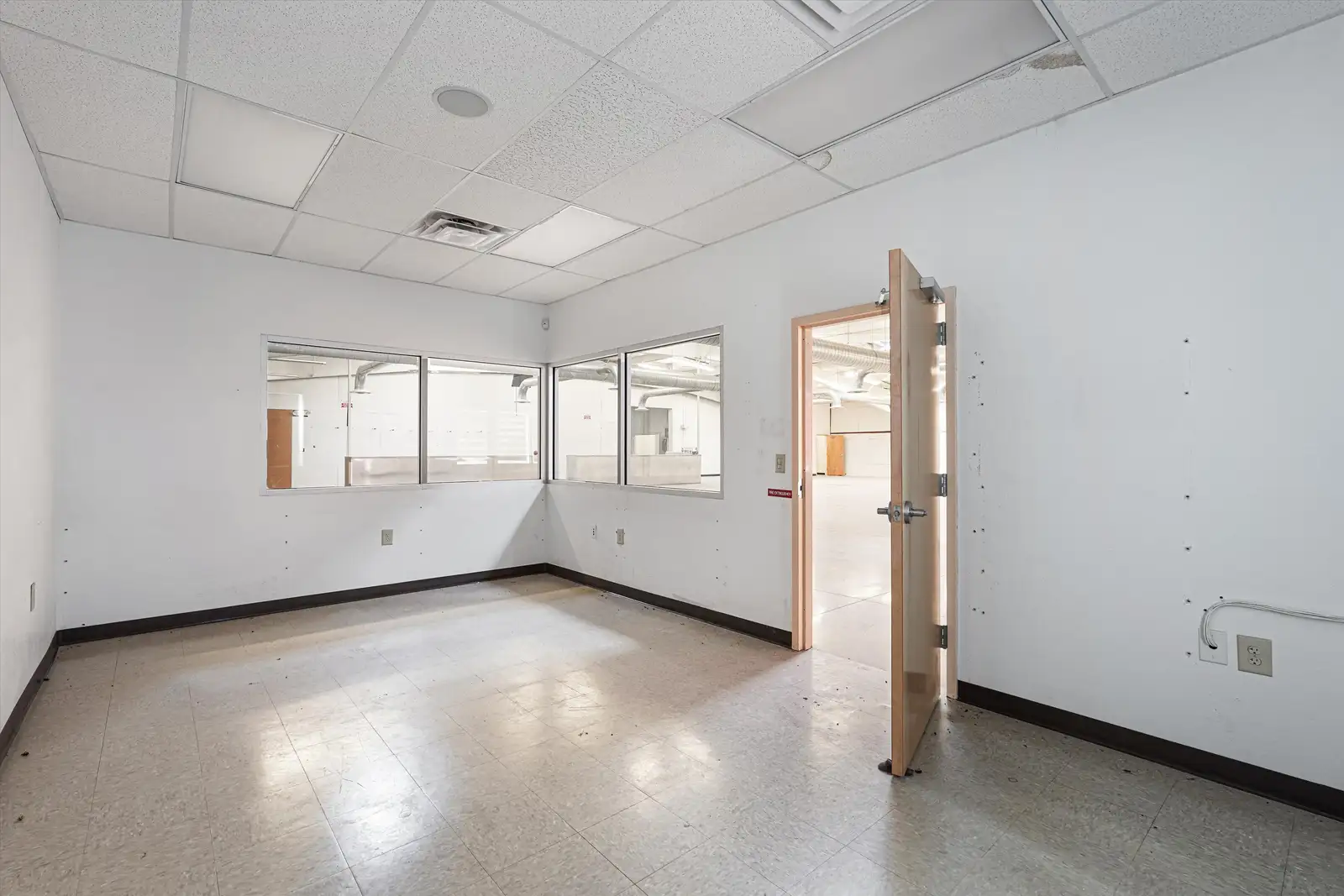 PRIME COMMERCIAL RETAIL / OFFICE / WAREHOUSE image 50