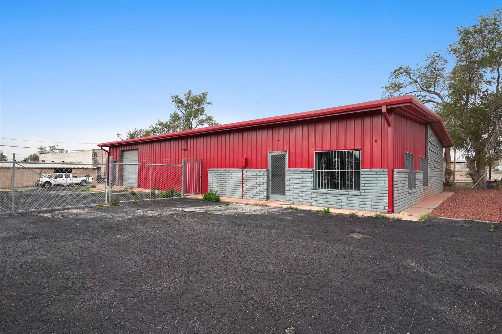 PRIME COMMERCIAL RETAIL / OFFICE / WAREHOUSE image 30