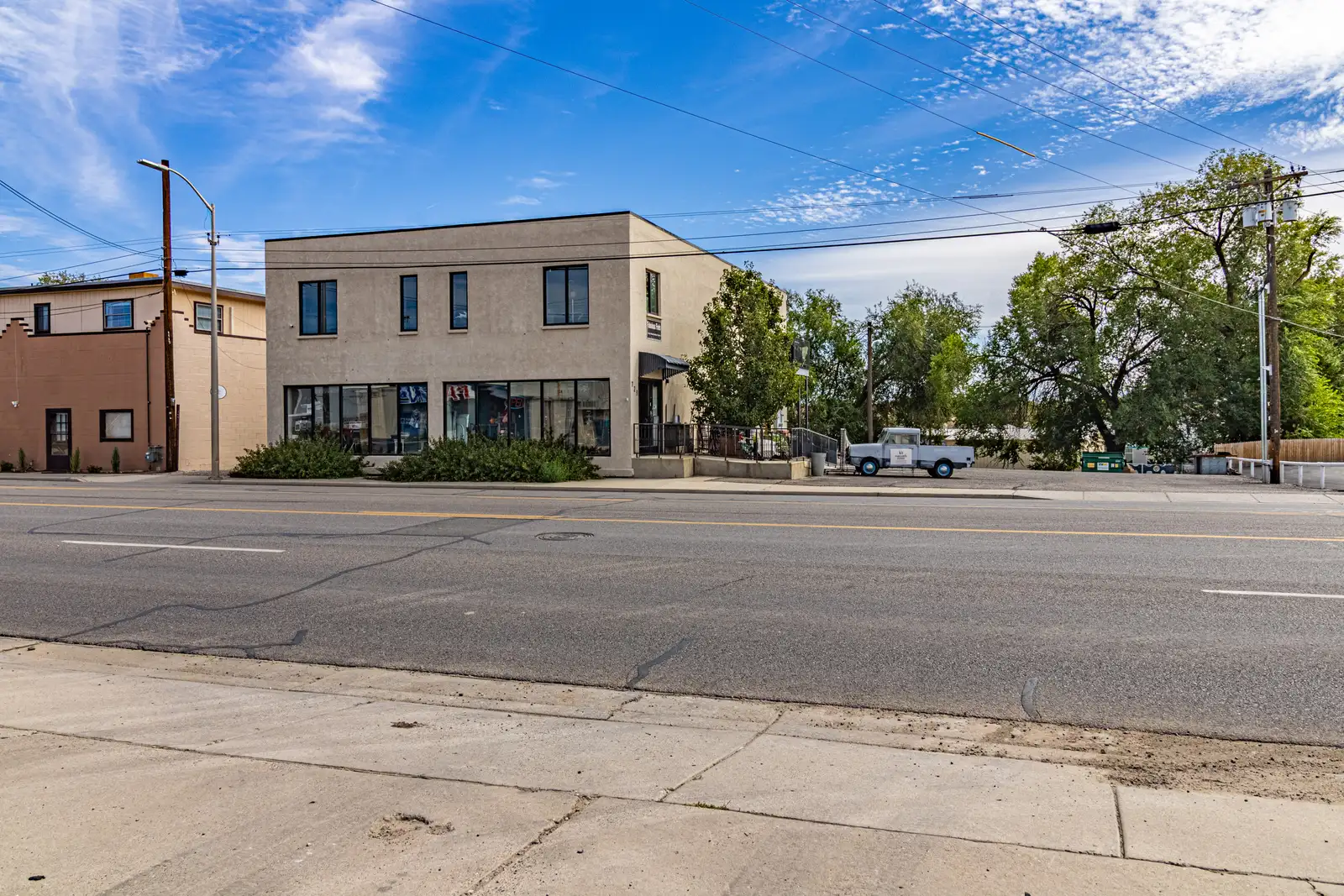 729 E Main St image 3
