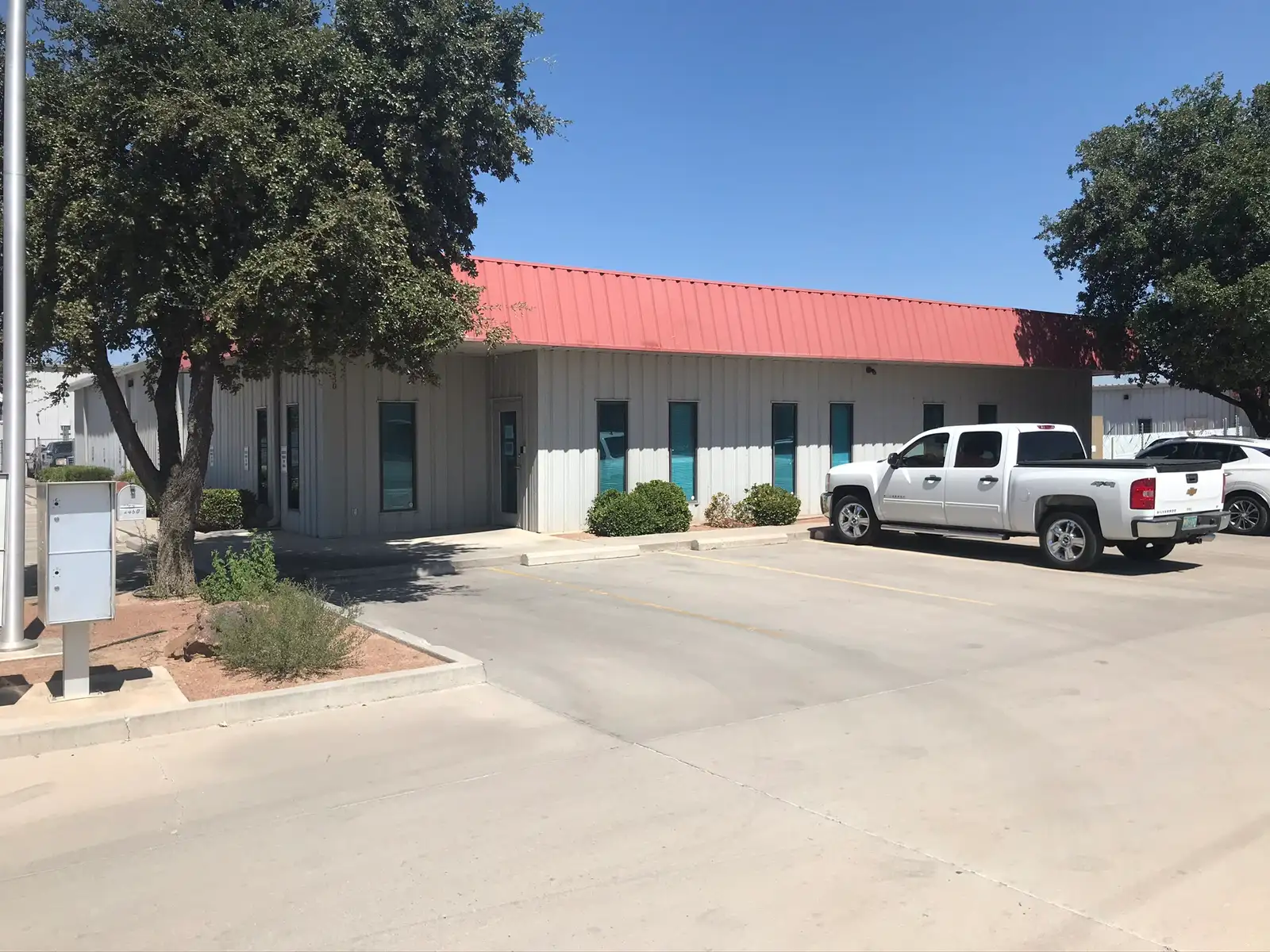 SECURE, FLEXIBLE & WELL DESIGNED MULTIPLE BUILDING LOCATION! image 8