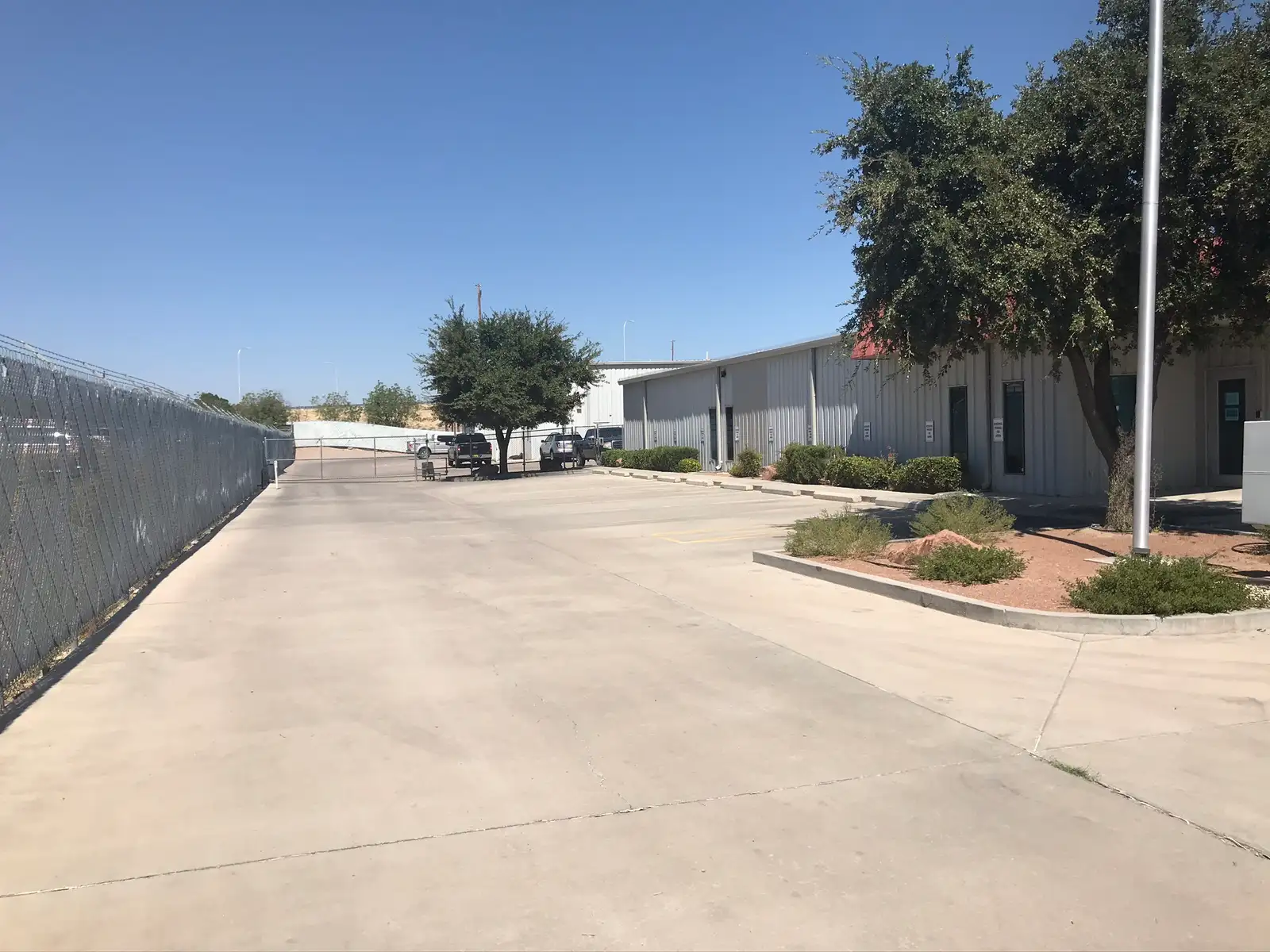 SECURE, FLEXIBLE & WELL DESIGNED MULTIPLE BUILDING LOCATION! image 10