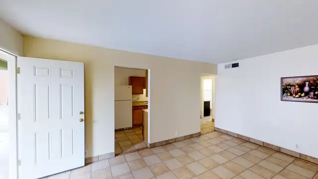 View image 11