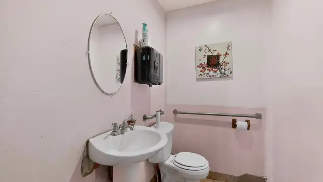 View image 11