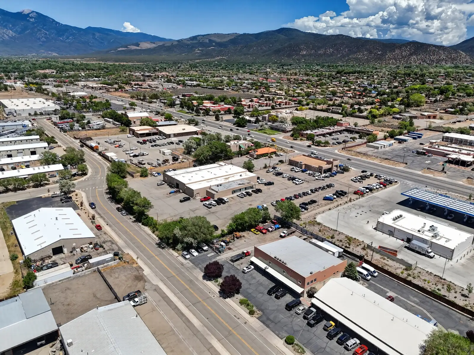 1040 Paseo Del Pueblo Sur image 3