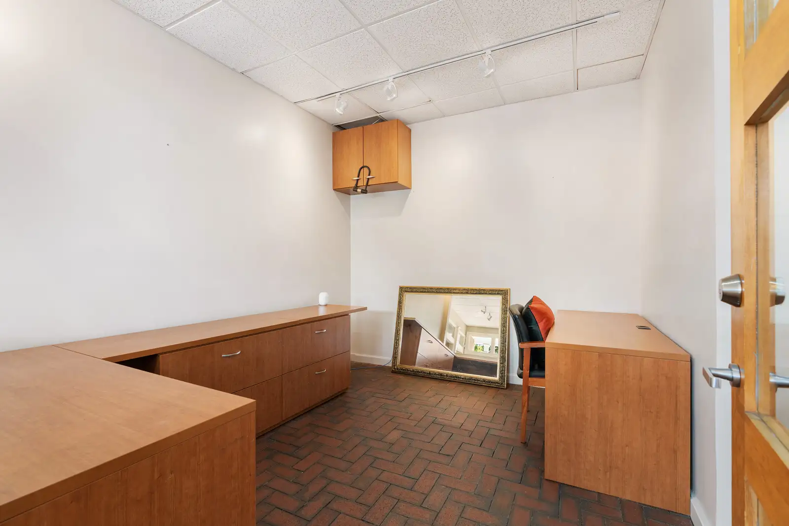 216 Washington Ave image 9