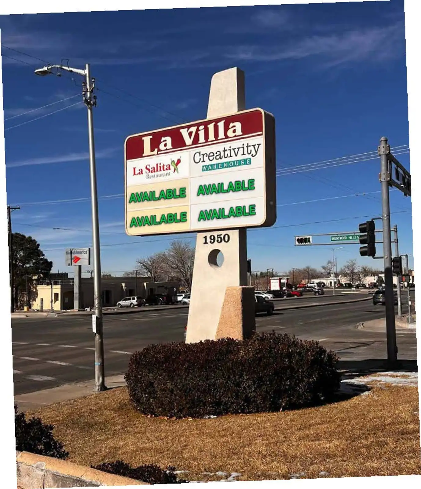 La Villa Center Associate