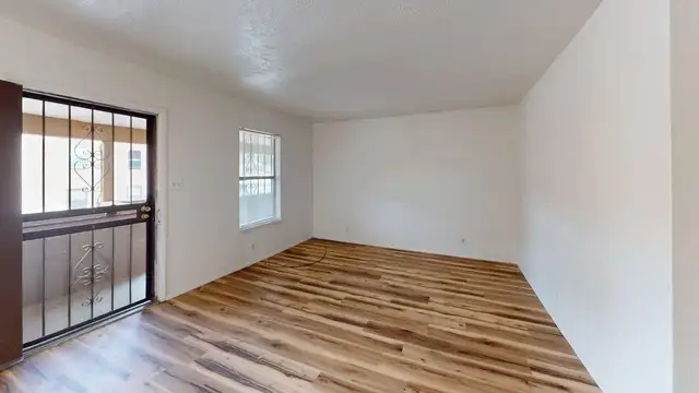 View image 6