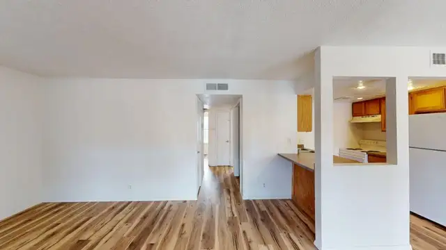 View image 1