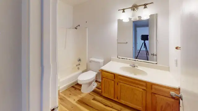 View image 9