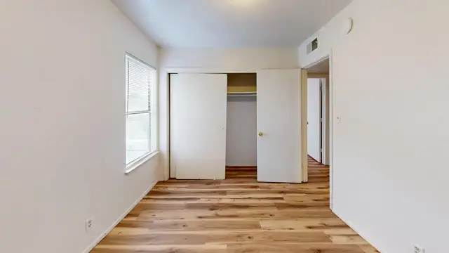 View image 12