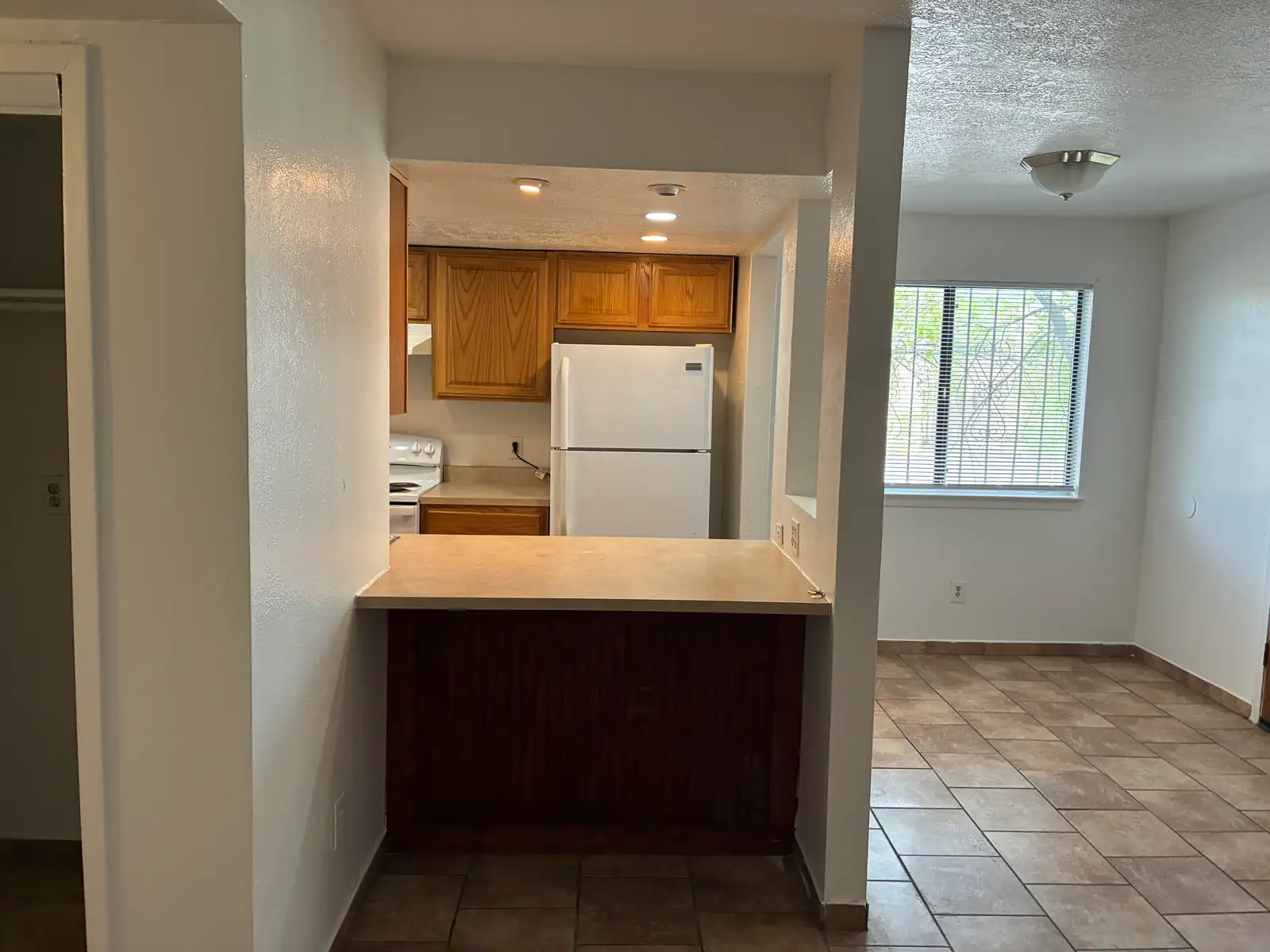 2810 Vail Ave SE image 29